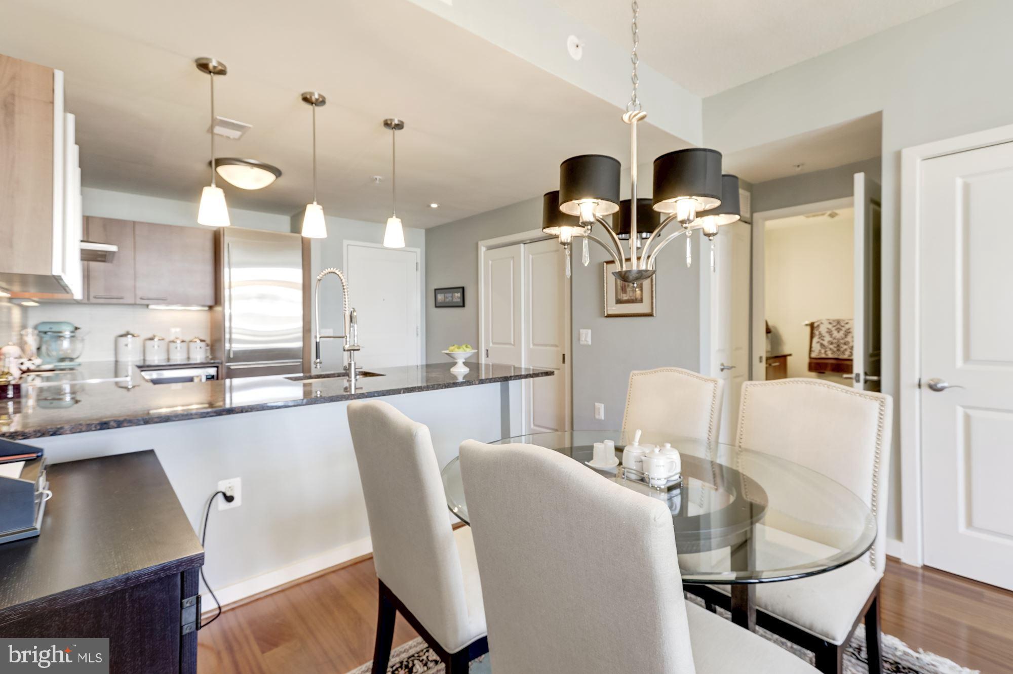 RESIDENCES AT LIBERTY CENTER - Residential Lease