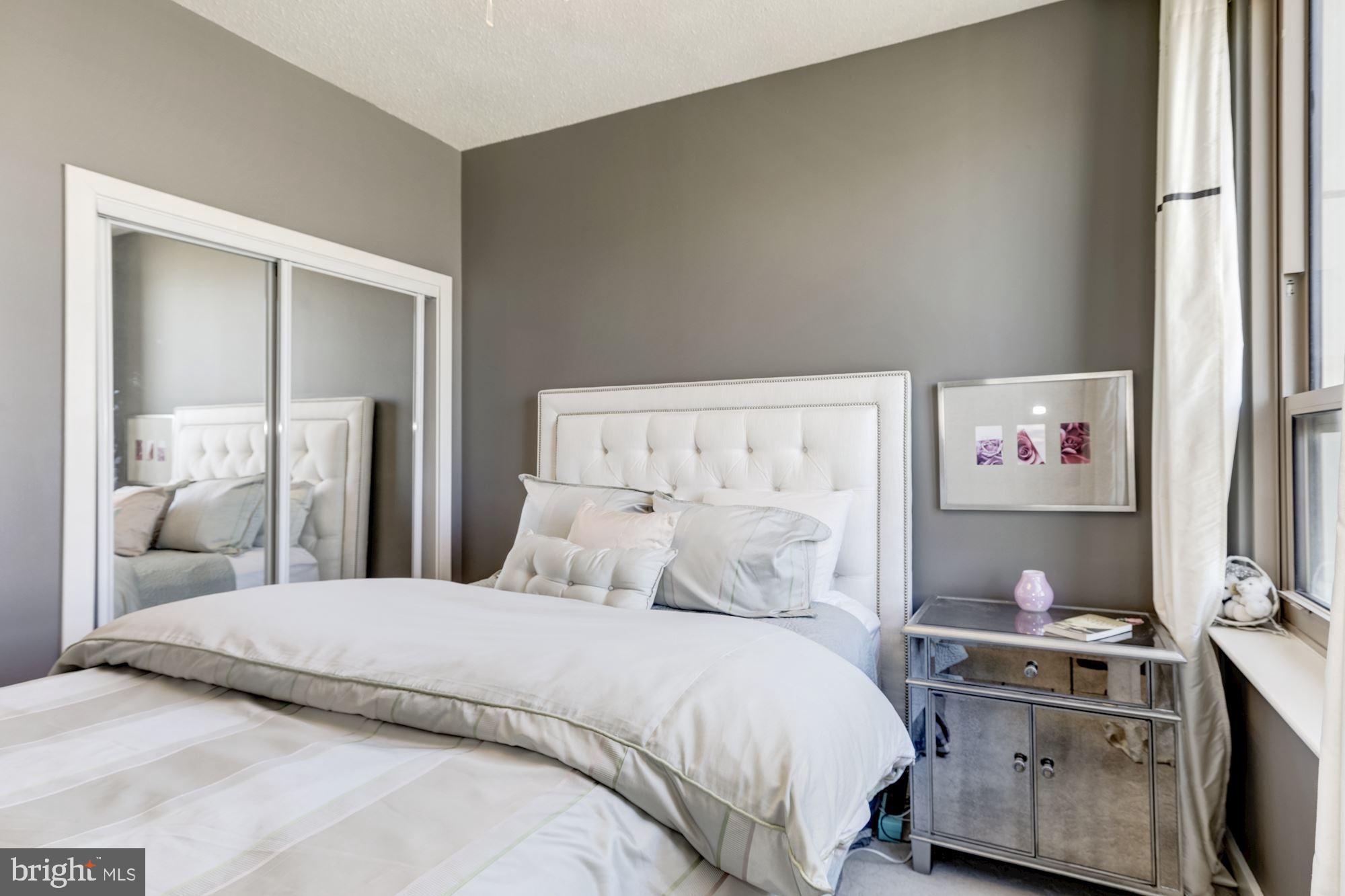 RESIDENCES AT LIBERTY CENTER - Residential Lease