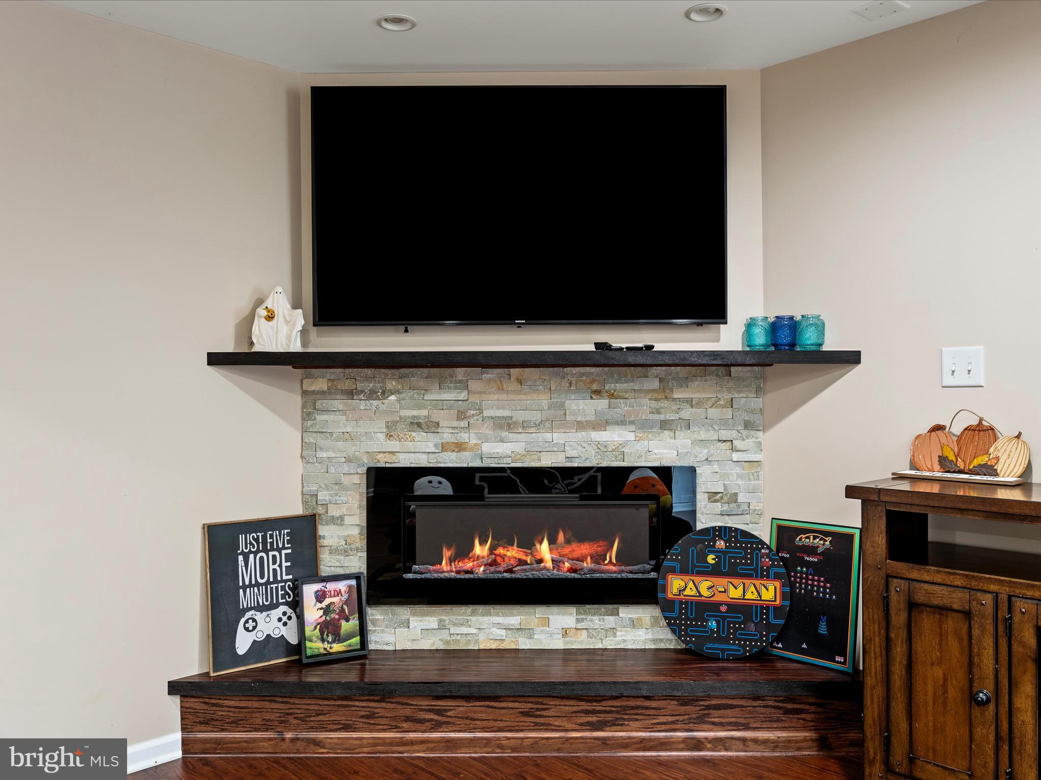 LITTLE GEORGETOWN ESTATES - Residential