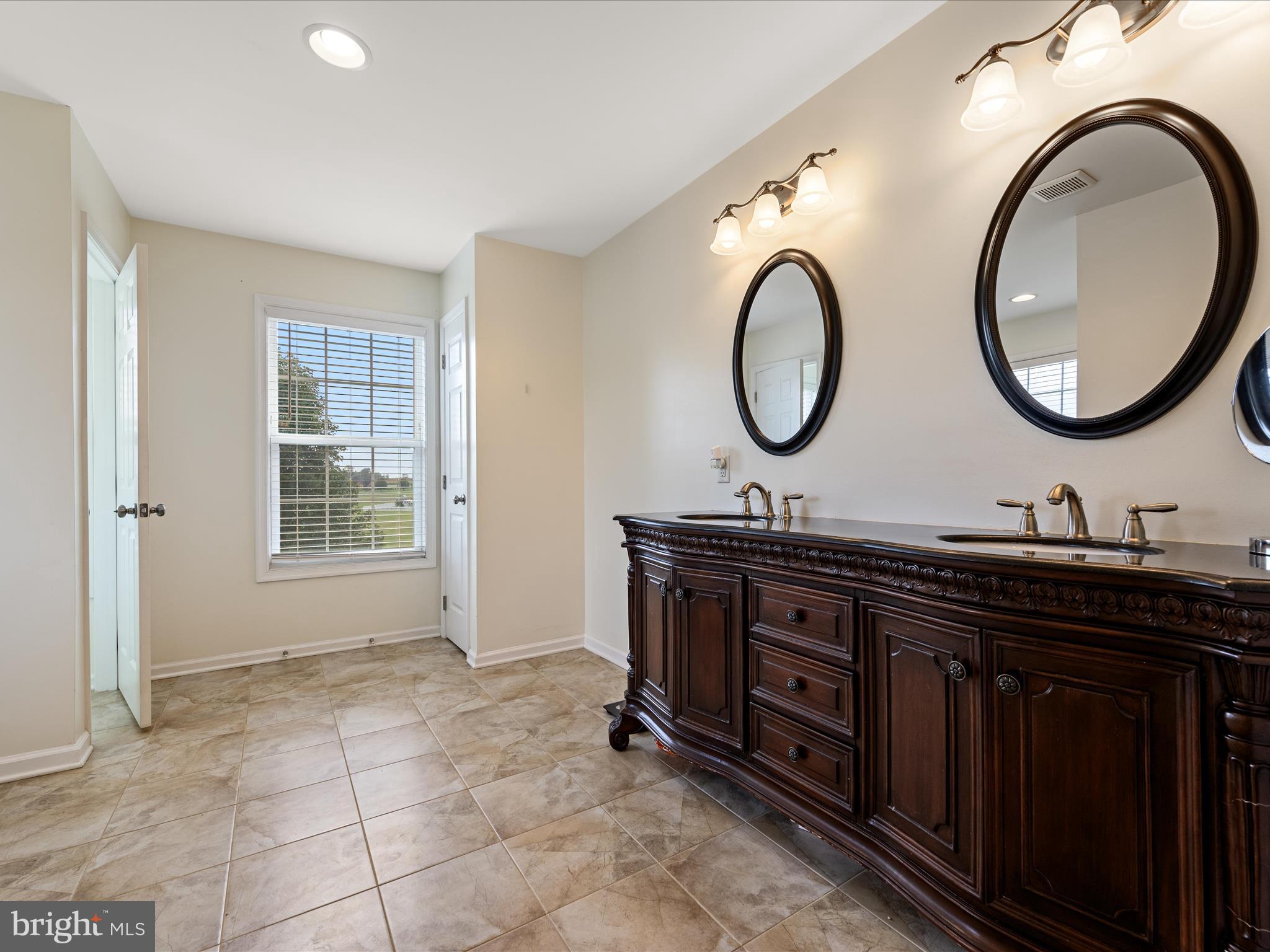 LITTLE GEORGETOWN ESTATES - Residential