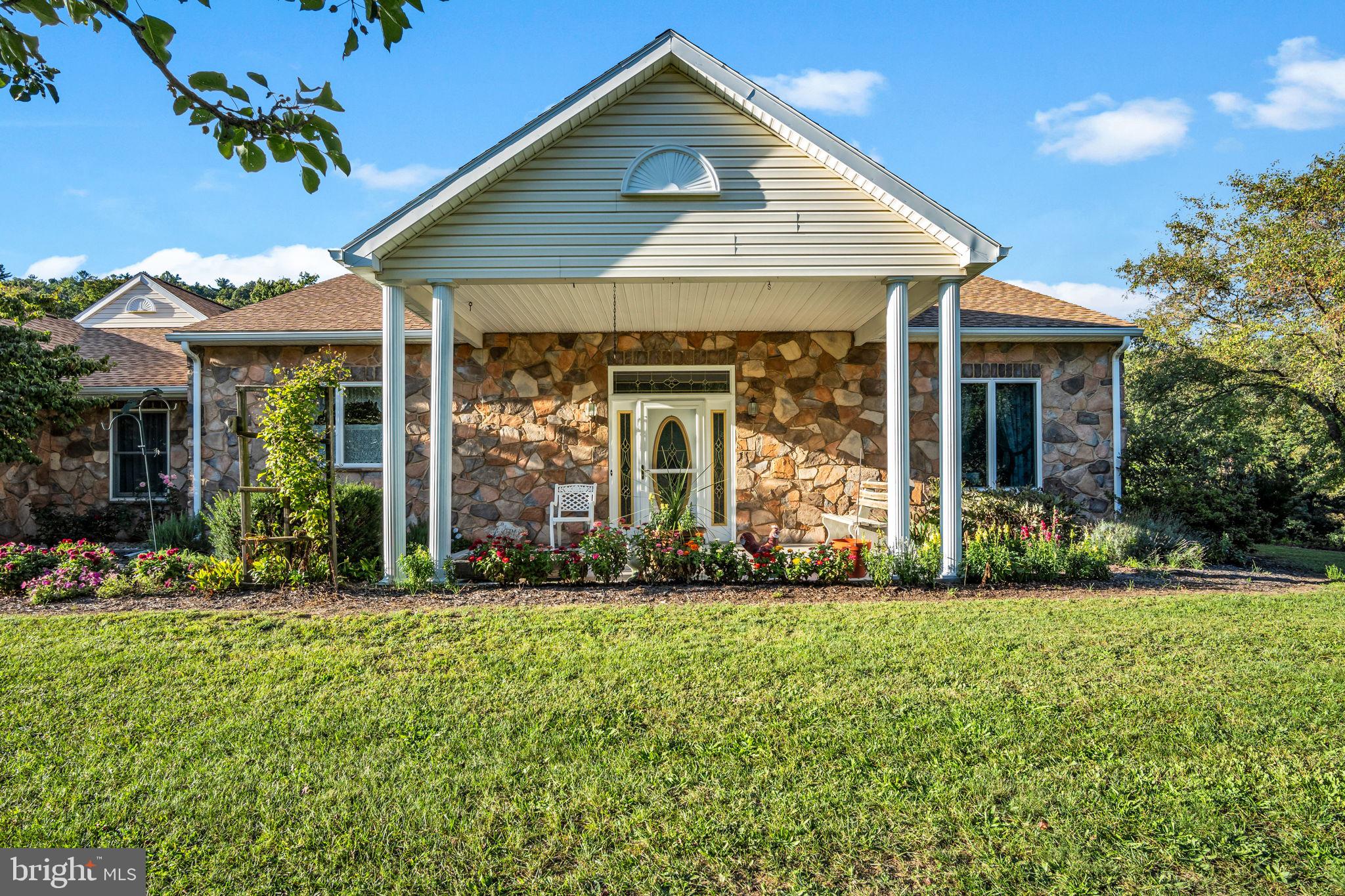 1195 FOX HOLLOW ROAD