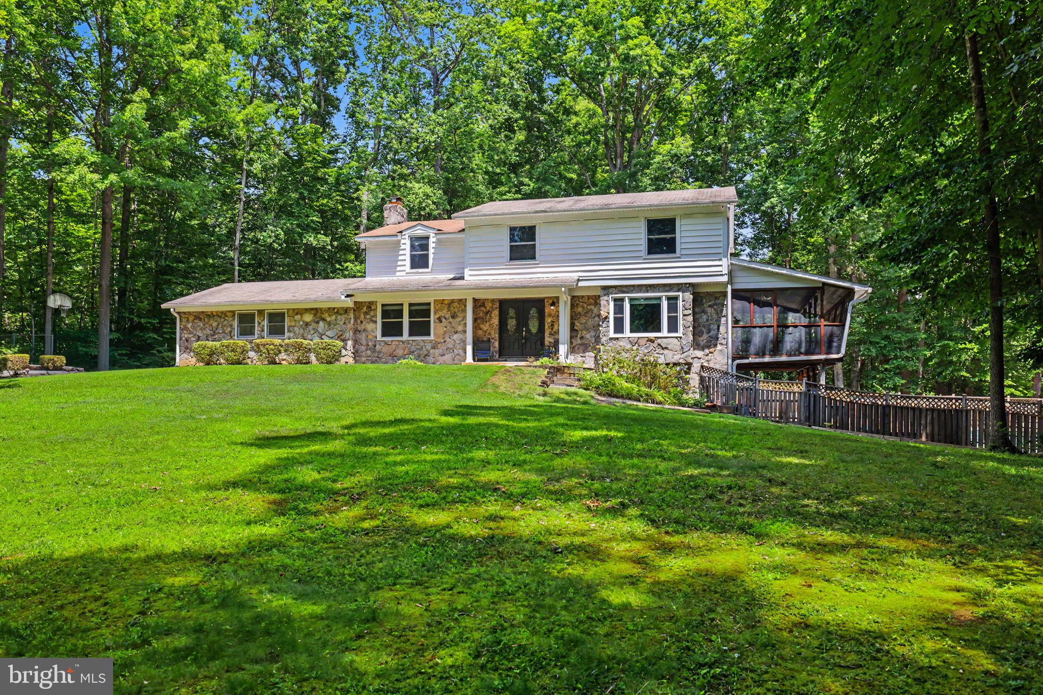 13437 CARRIAGE HILL DRIVE