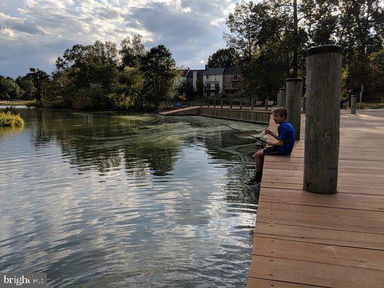 OAKLAND MILLS - Residential