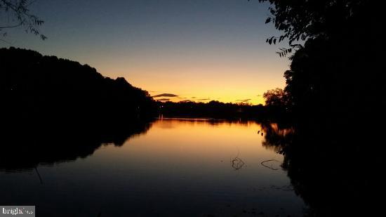 OAKLAND MILLS - Residential