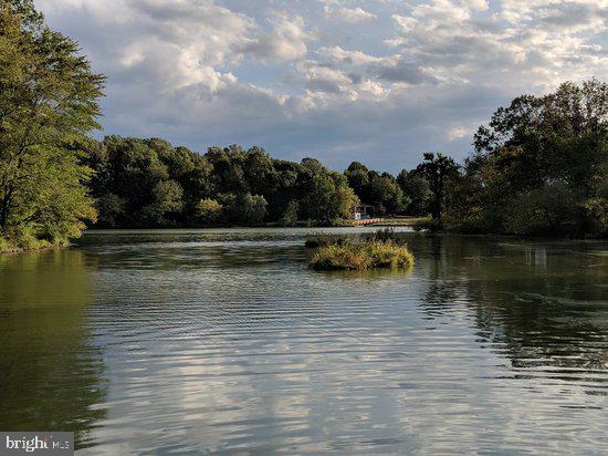 OAKLAND MILLS - Residential