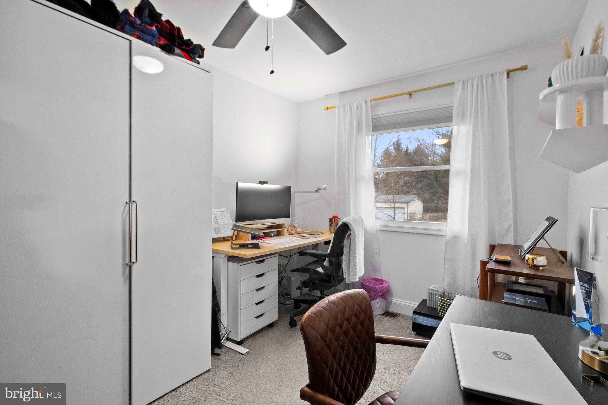 OAKLAND MILLS - Residential