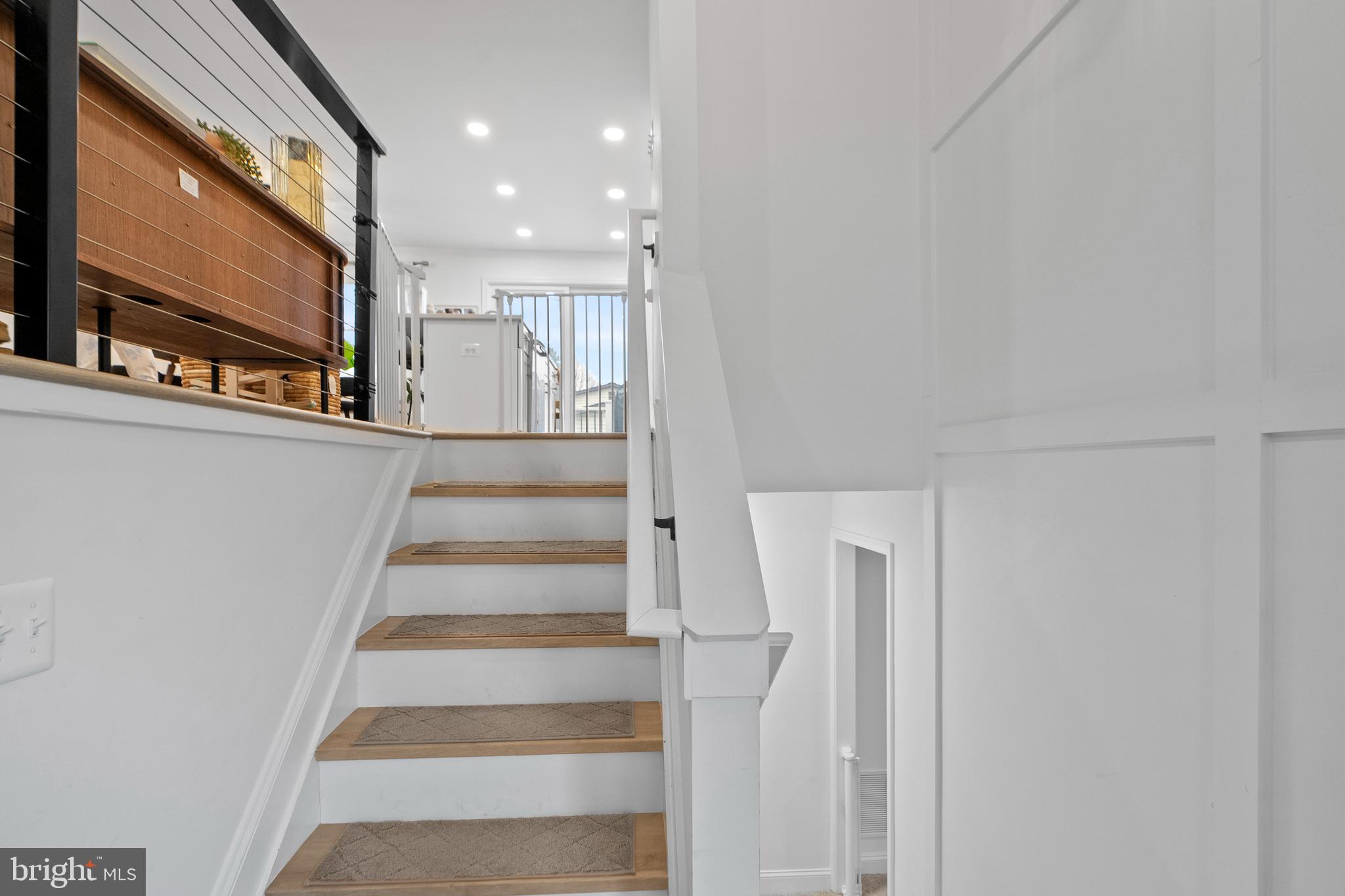 OAKLAND MILLS - Residential