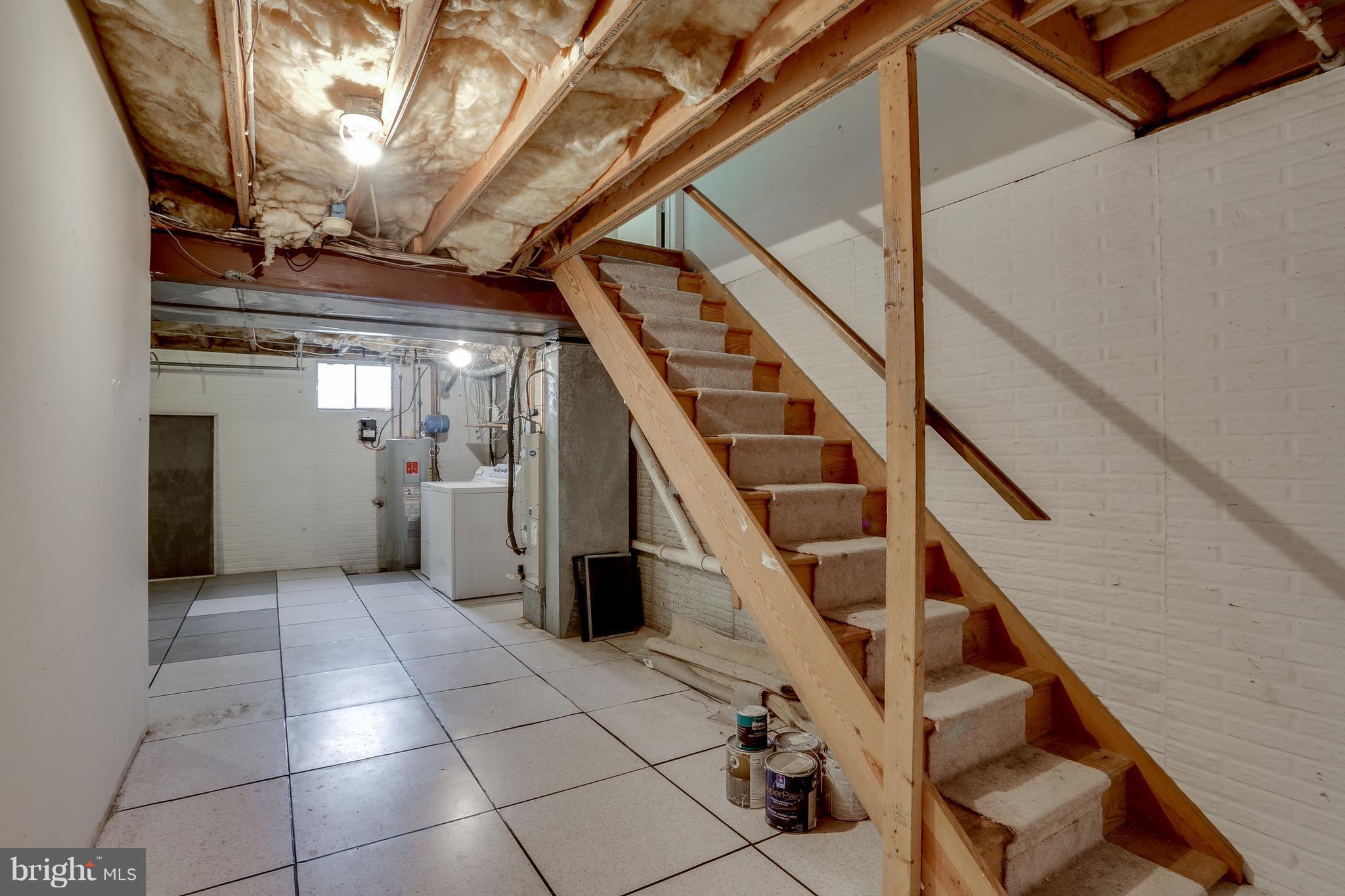 BISHOPS GARTH - Residential