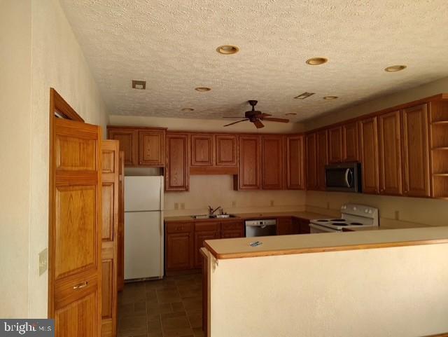 TOWN OF ORANGE - Residential Lease