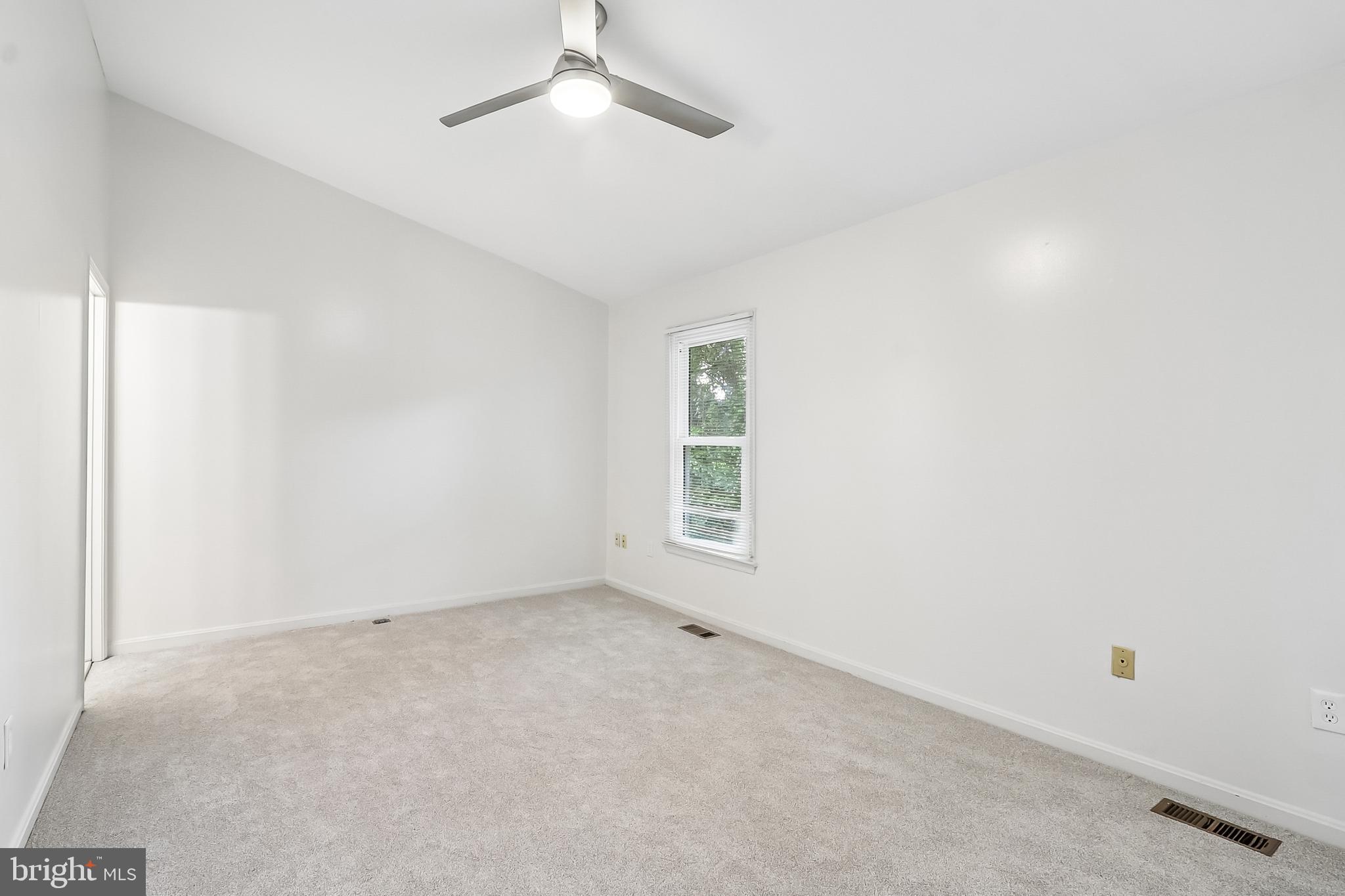 TUCKERMAN STATION - Residential