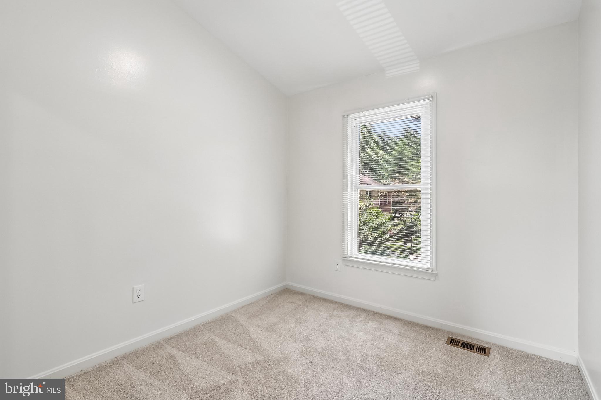 TUCKERMAN STATION - Residential