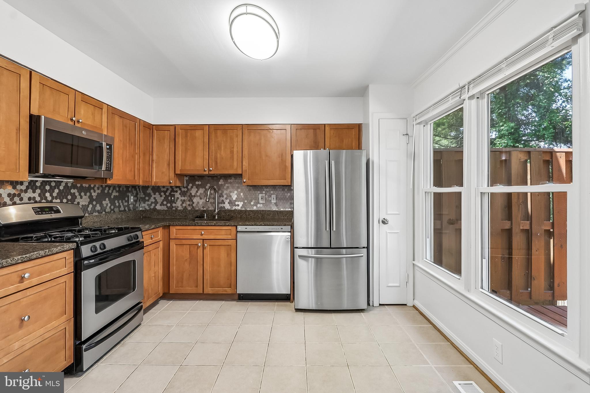 TUCKERMAN STATION - Residential