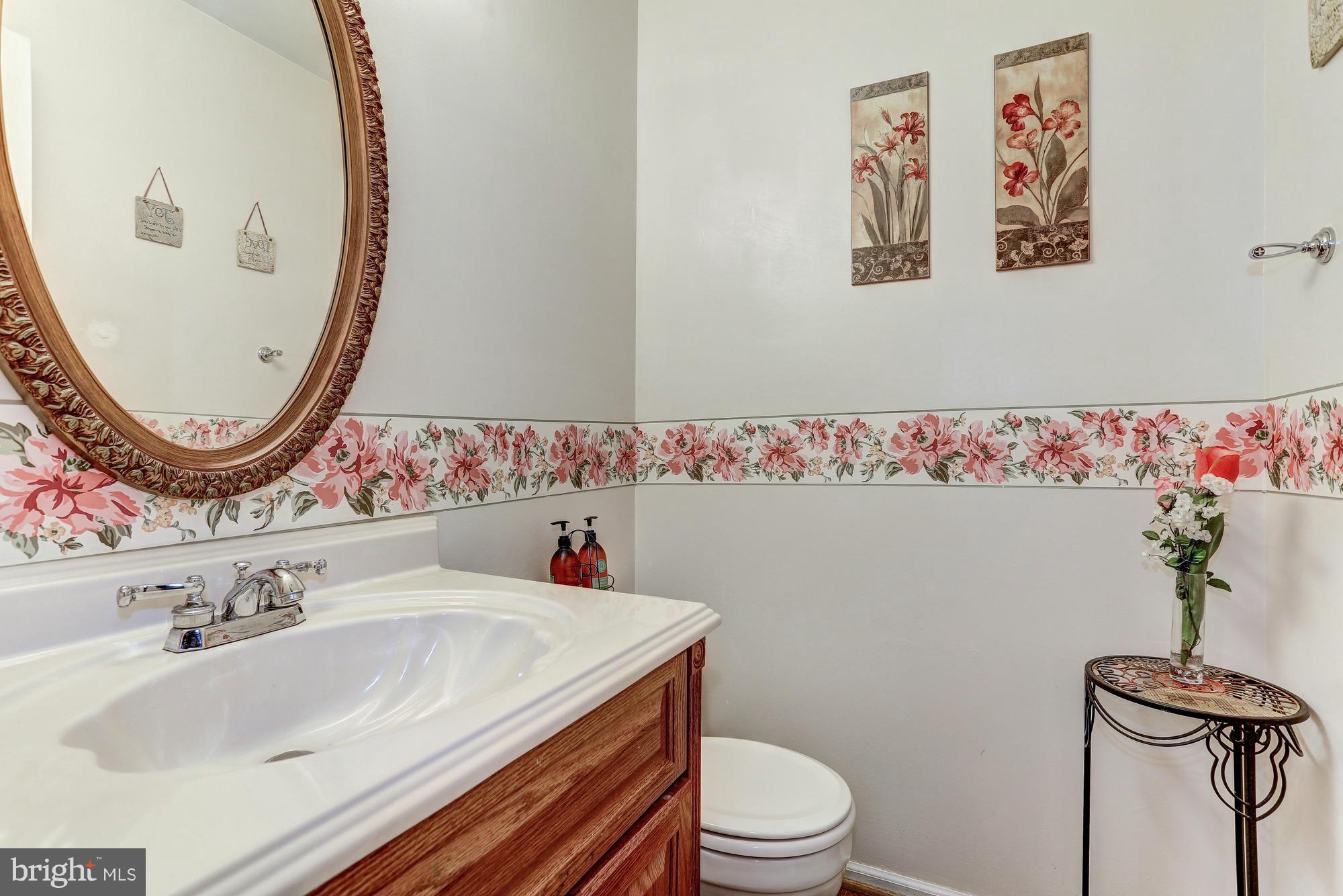 LONDON TOWN WEST - Residential