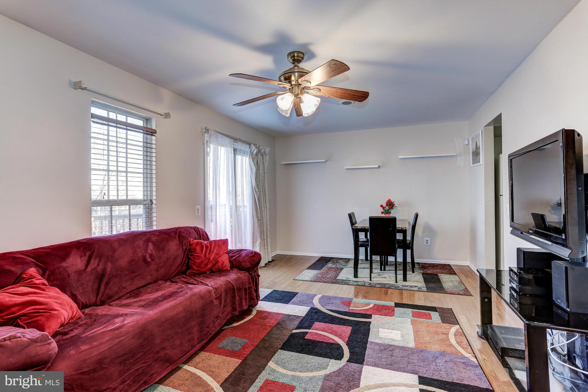 LONDON TOWN WEST - Residential