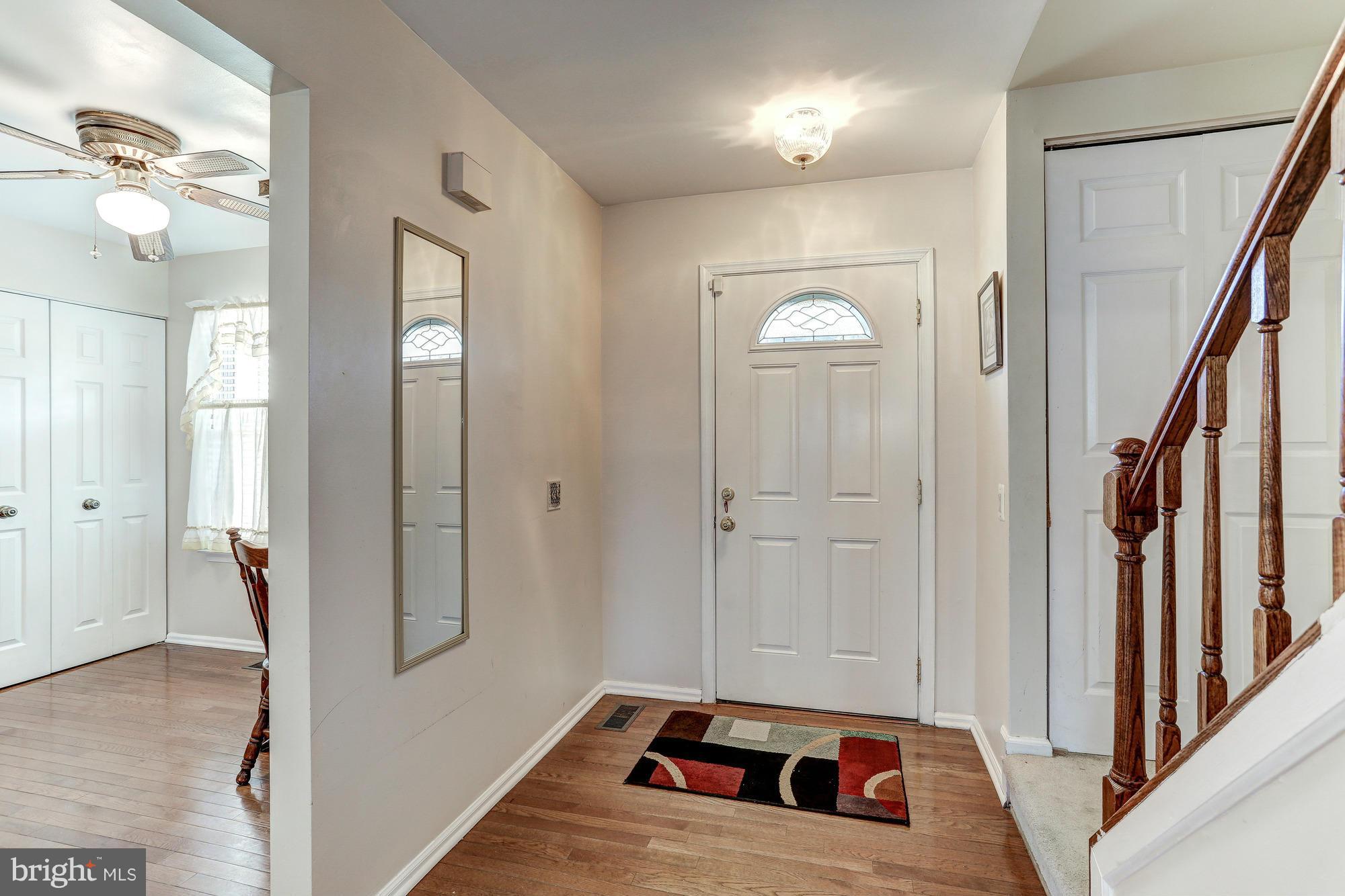 LONDON TOWN WEST - Residential