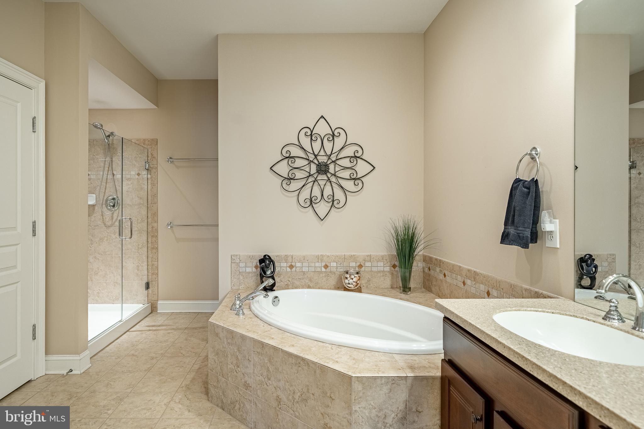 APPLECROSS - Residential