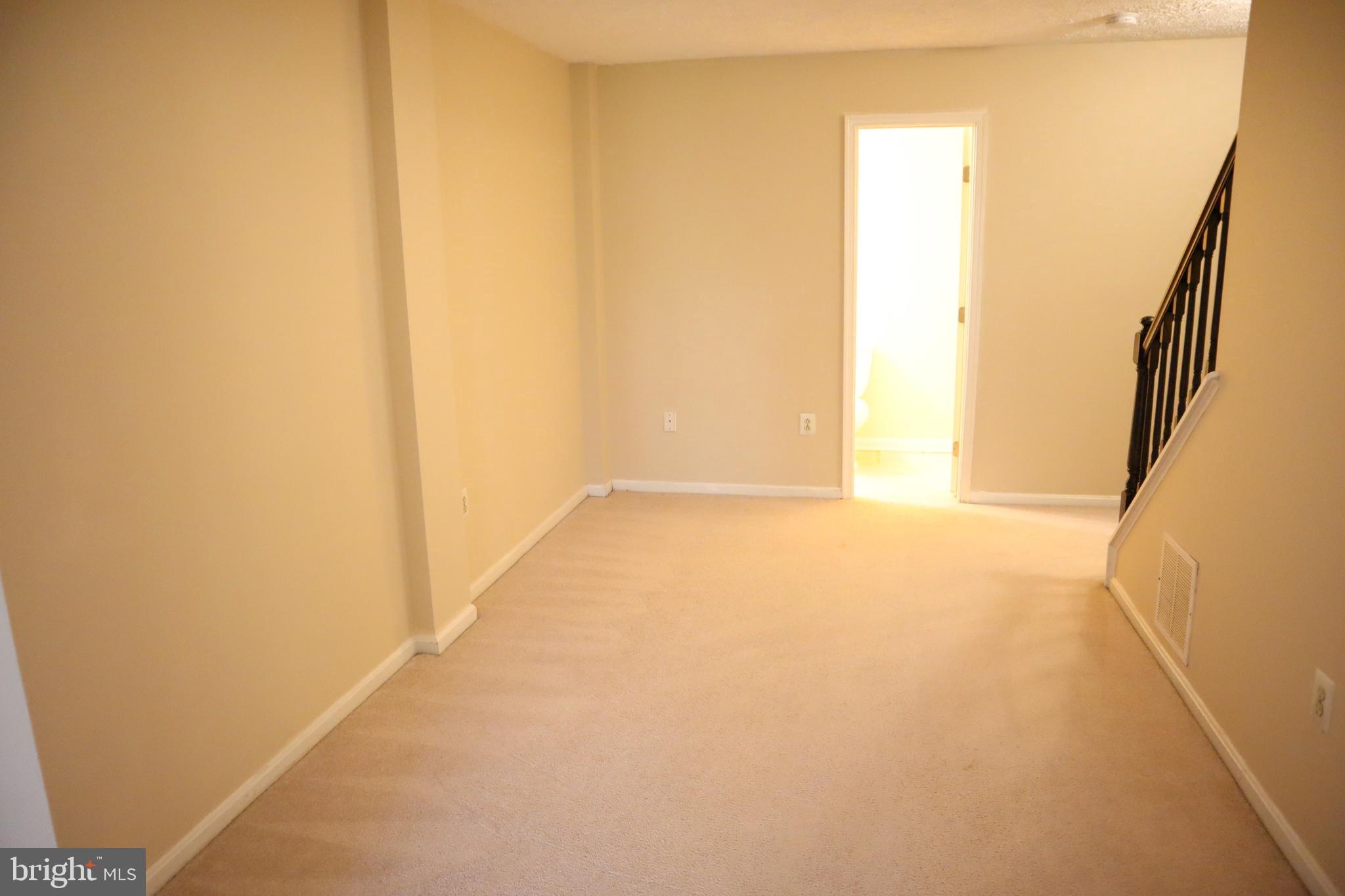 OAK SPRINGS - Residential Lease