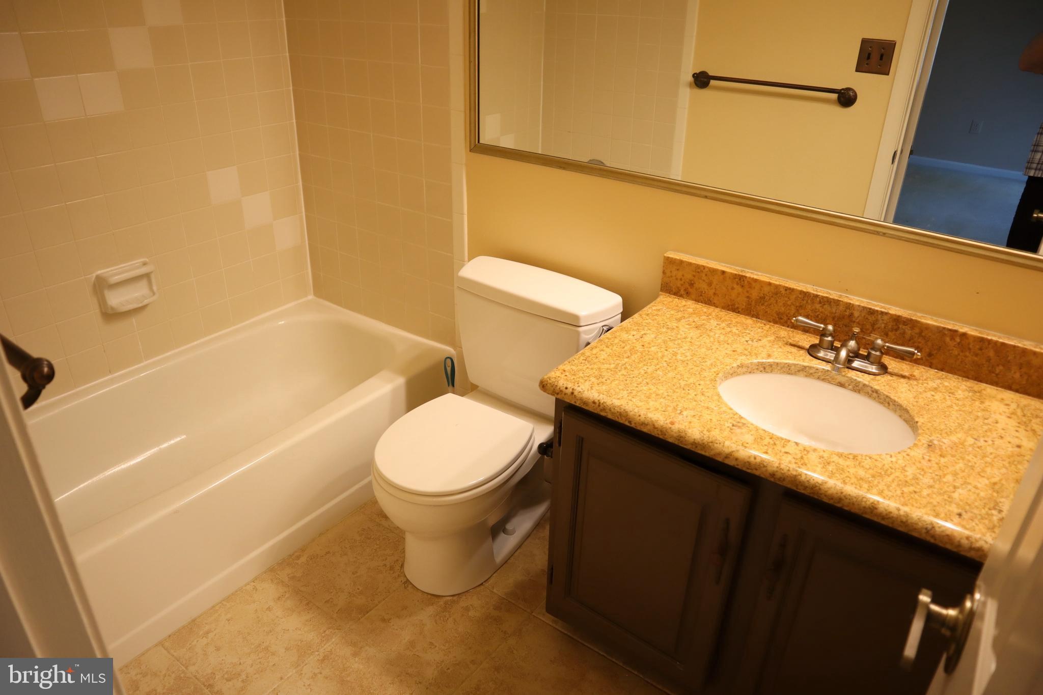 OAK SPRINGS - Residential Lease