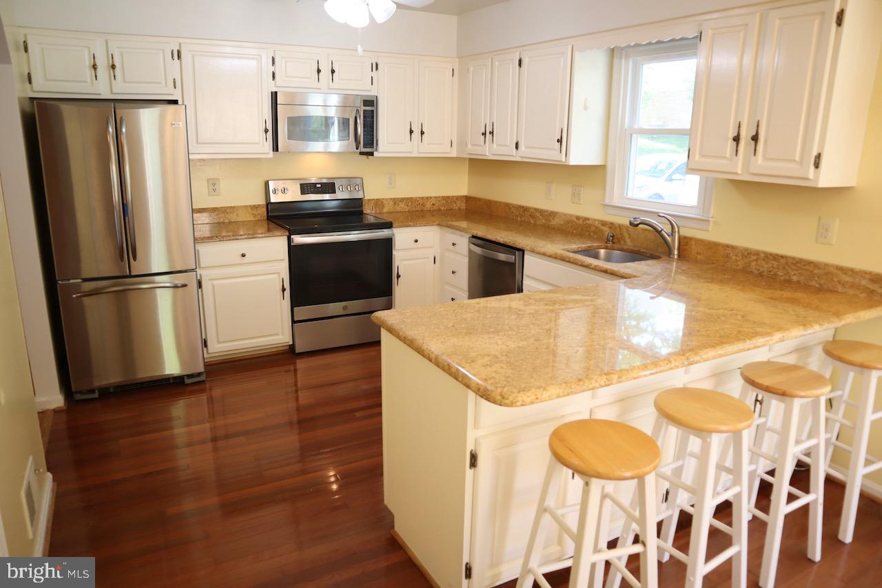 OAK SPRINGS - Residential Lease