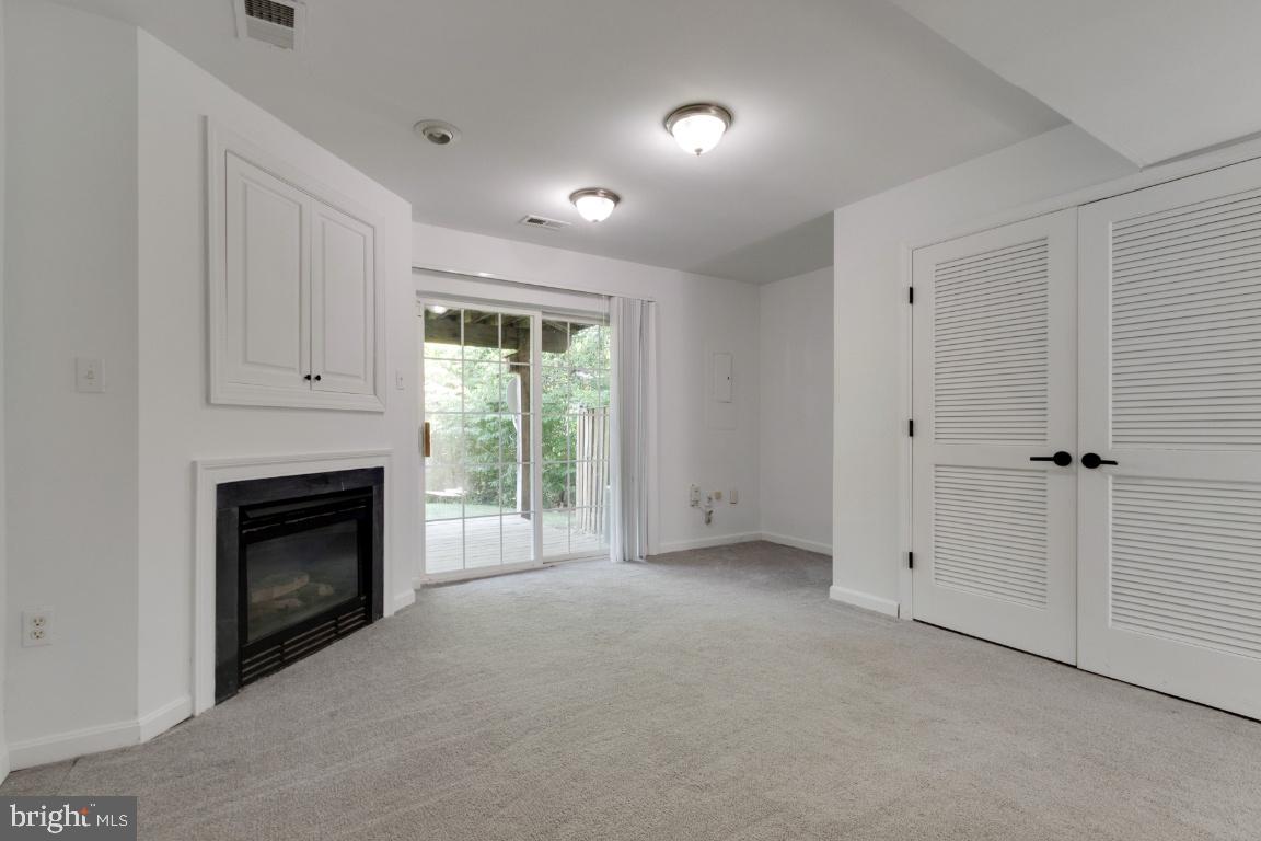 SHERBROOKE II TH CONDO - Residential