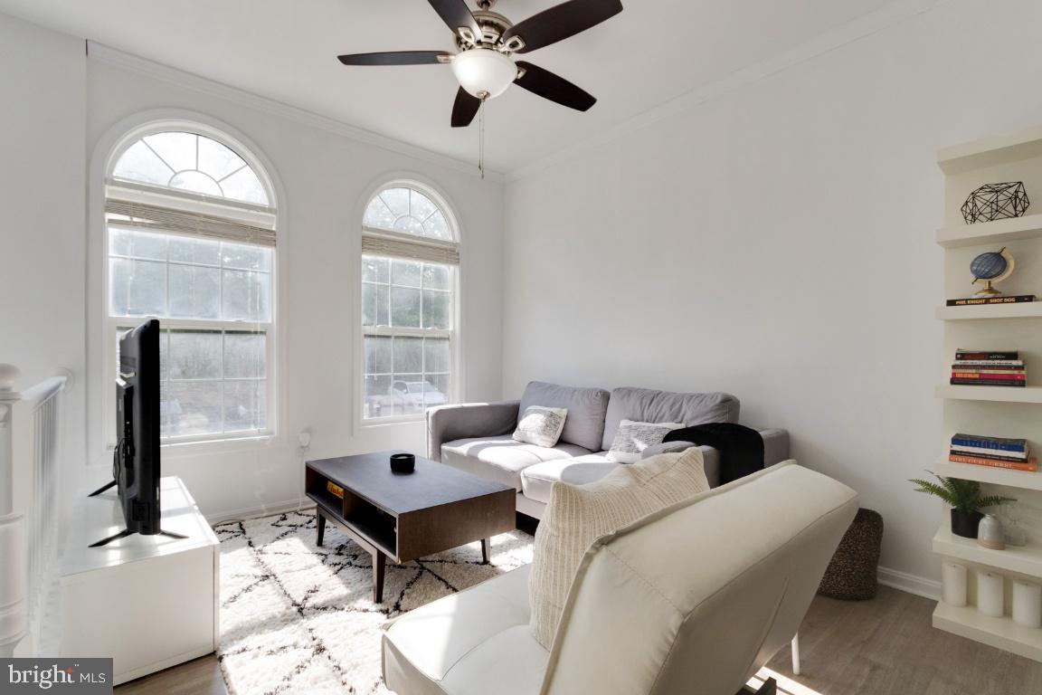 SHERBROOKE II TH CONDO - Residential