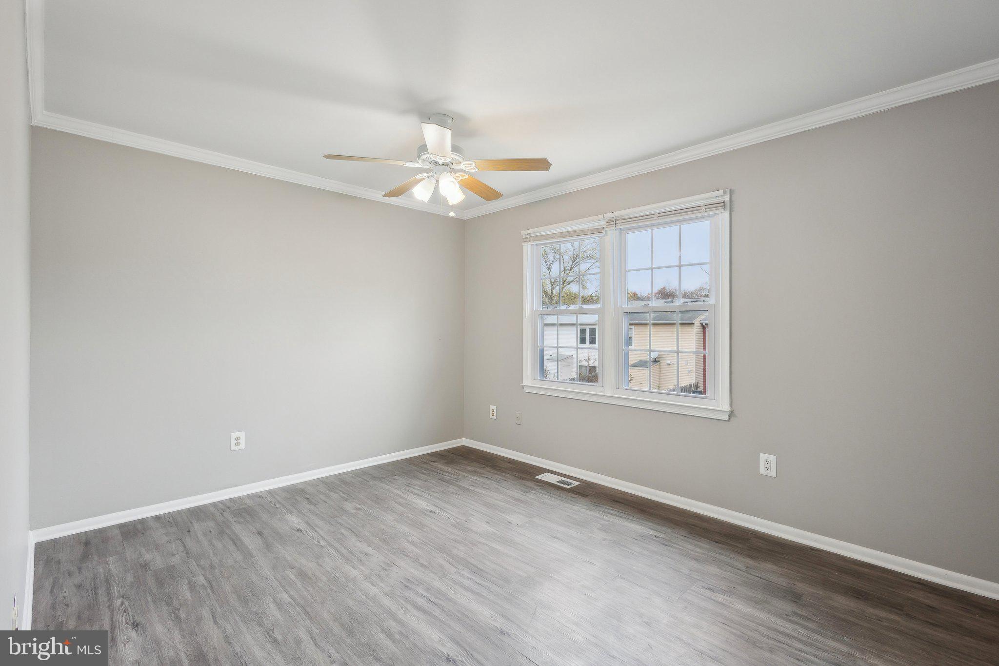 POHICK SQUARE - Residential Lease