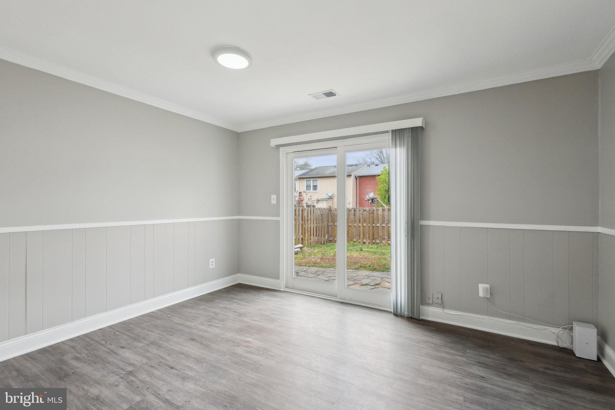 POHICK SQUARE - Residential Lease