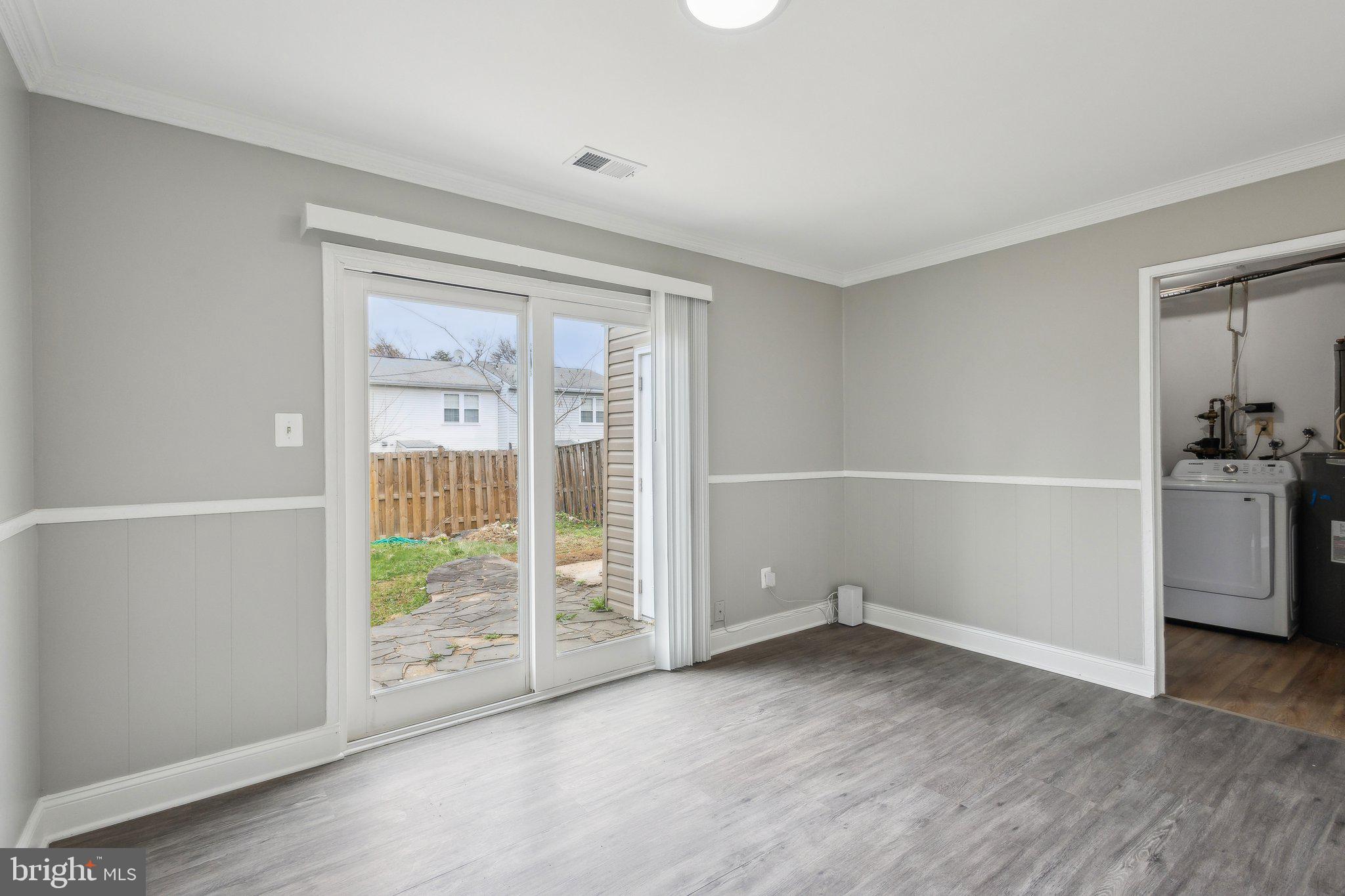 POHICK SQUARE - Residential Lease