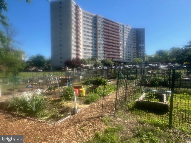 PAVILION ON THE PARK - Residential