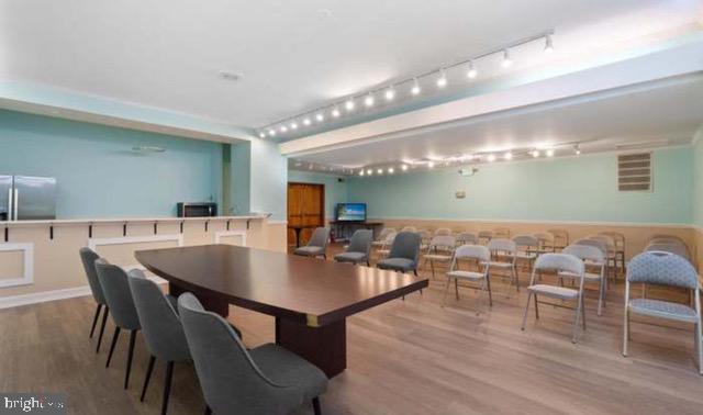 PAVILION ON THE PARK - Residential