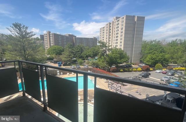 PAVILION ON THE PARK - Residential