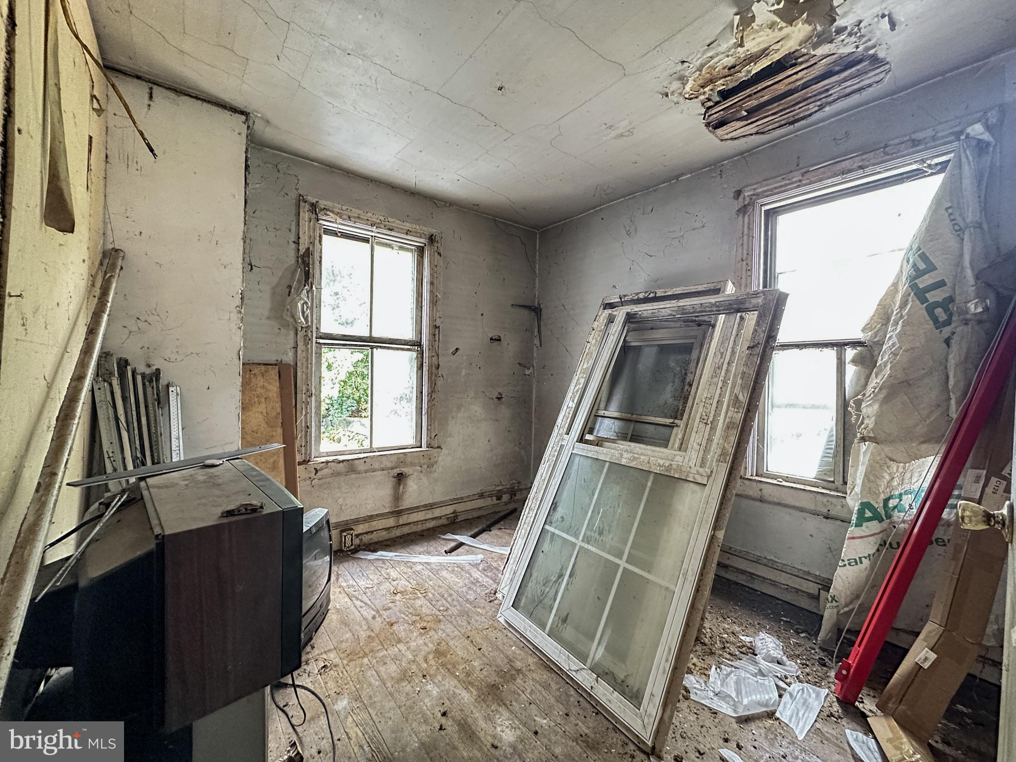 MARTINSBURG CORP - Residential