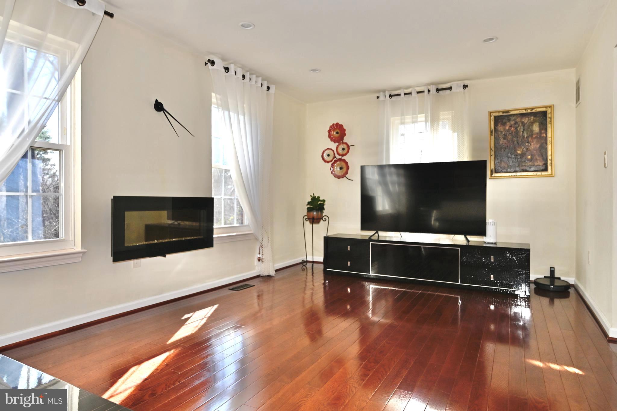 ASPEN HILL PARK - Residential