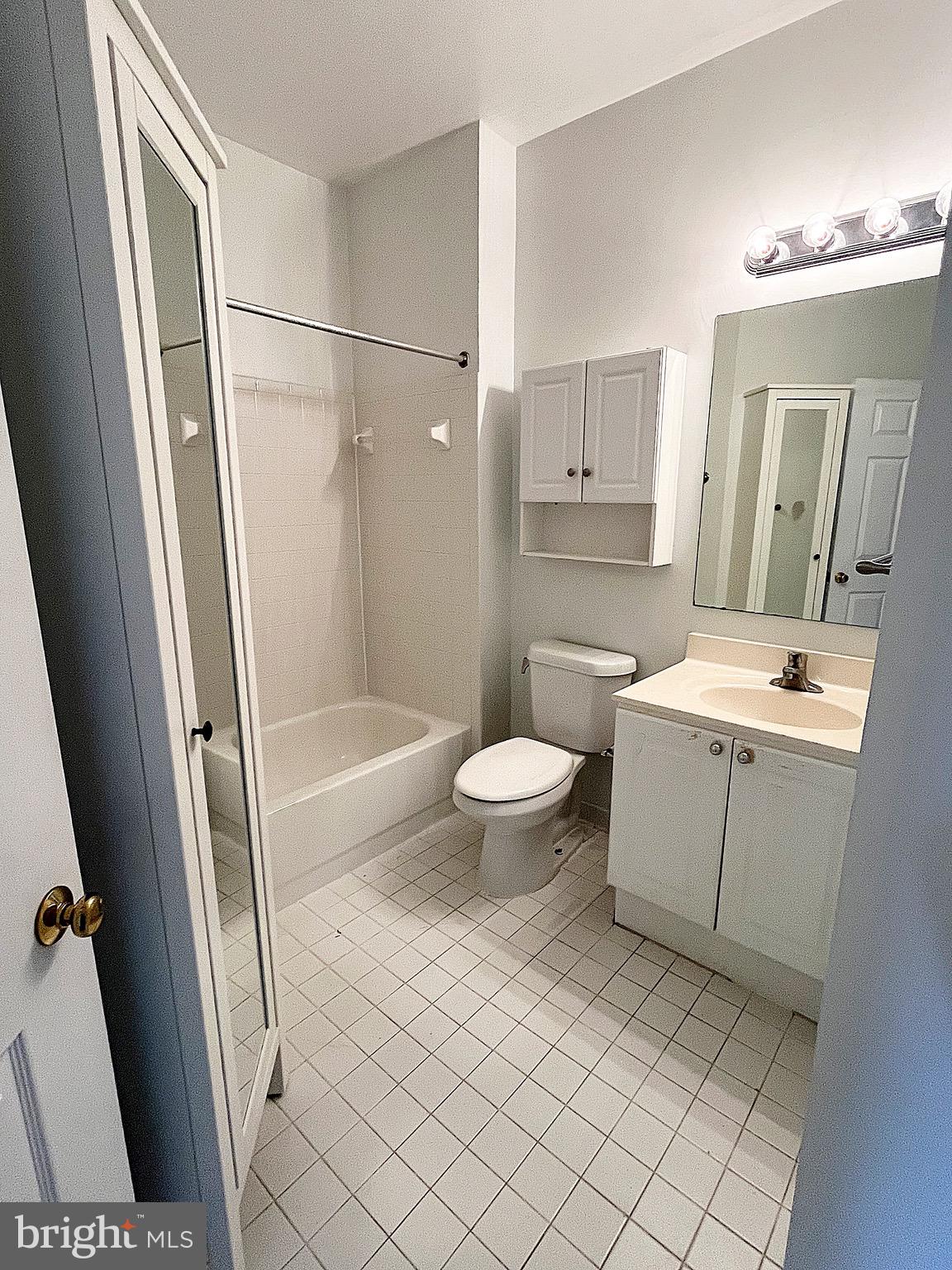 LILLIAN COURT AT TYSONS 11 - Residential Lease