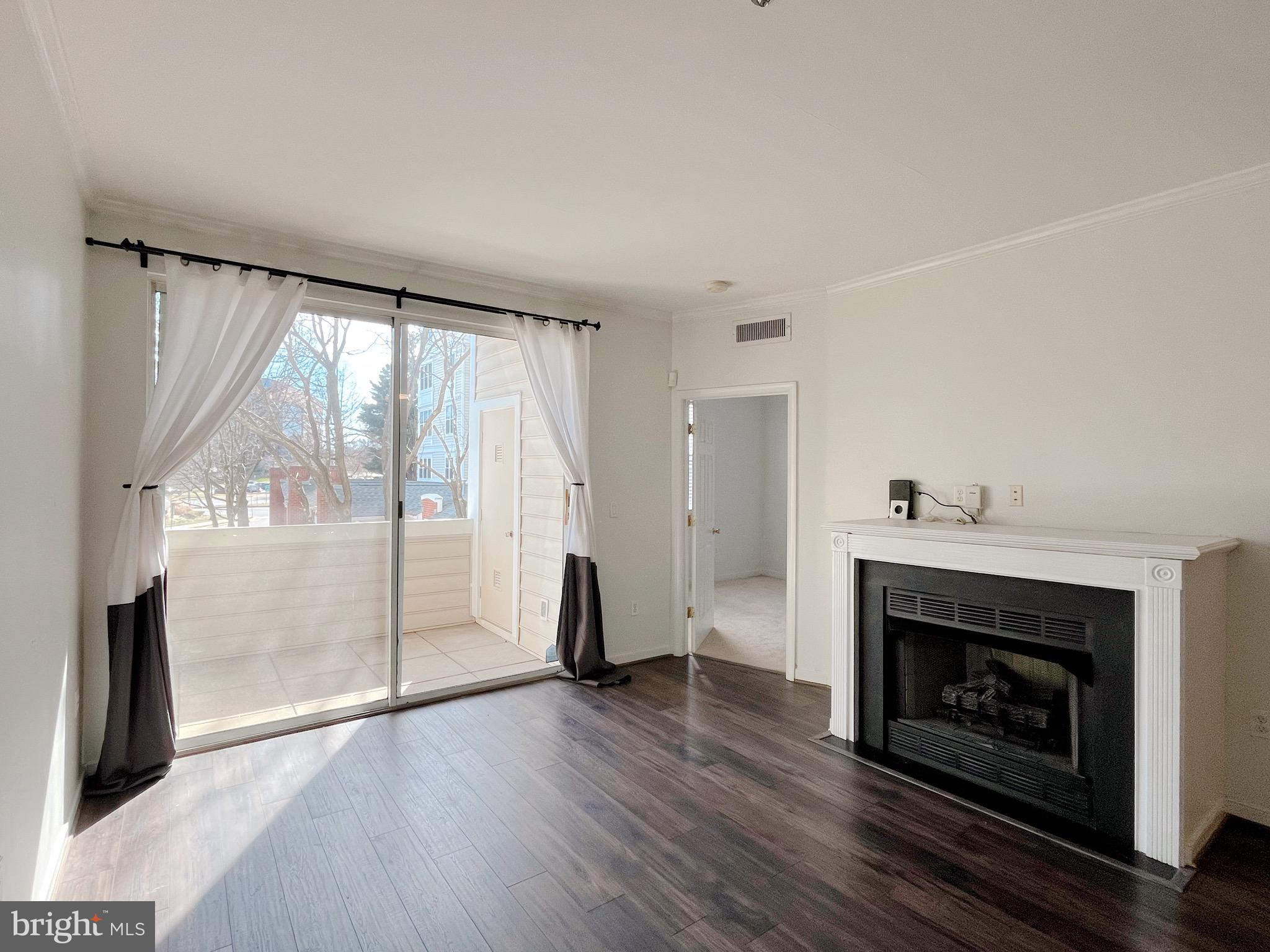 LILLIAN COURT AT TYSONS 11 - Residential Lease