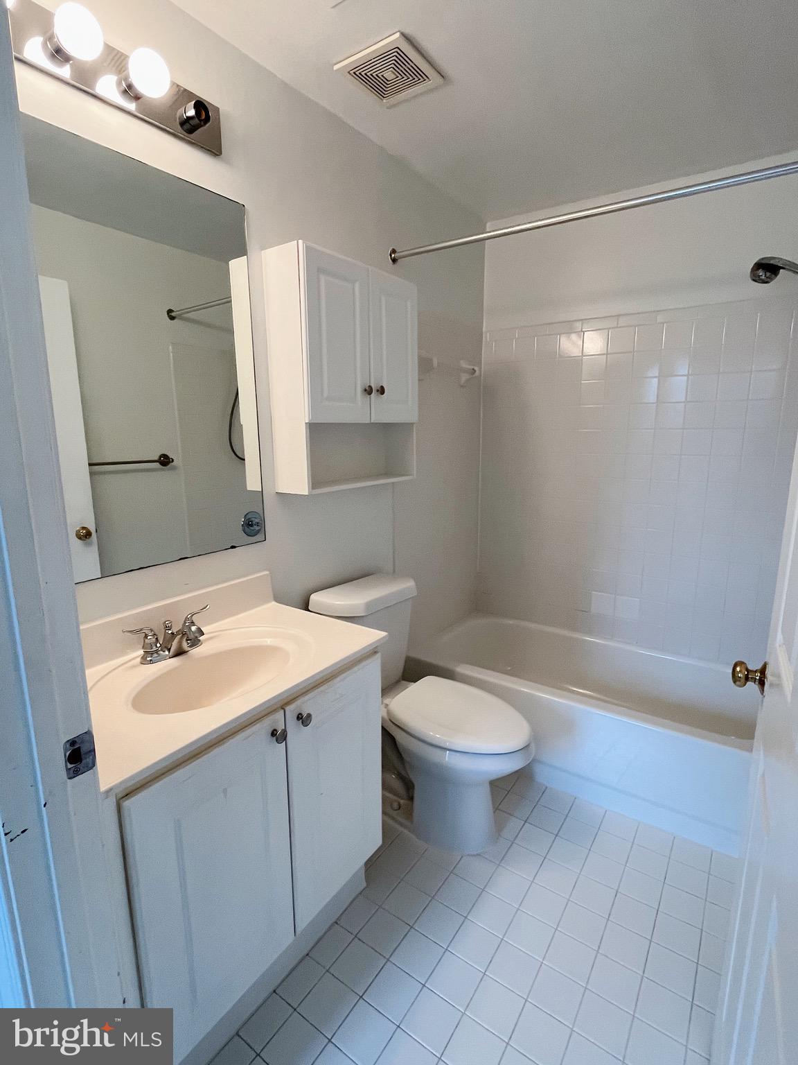 LILLIAN COURT AT TYSONS 11 - Residential Lease