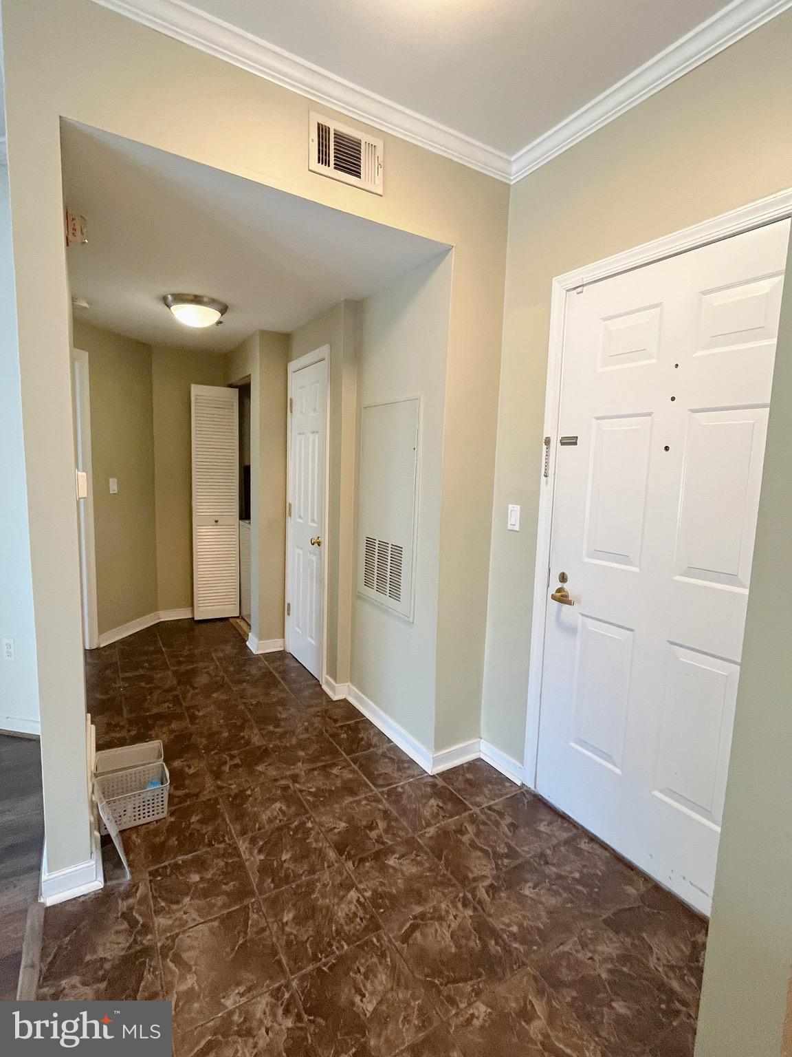 LILLIAN COURT AT TYSONS 11 - Residential Lease