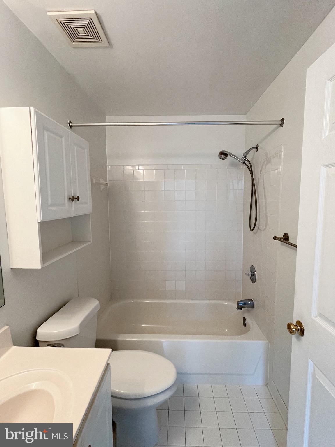 LILLIAN COURT AT TYSONS 11 - Residential Lease
