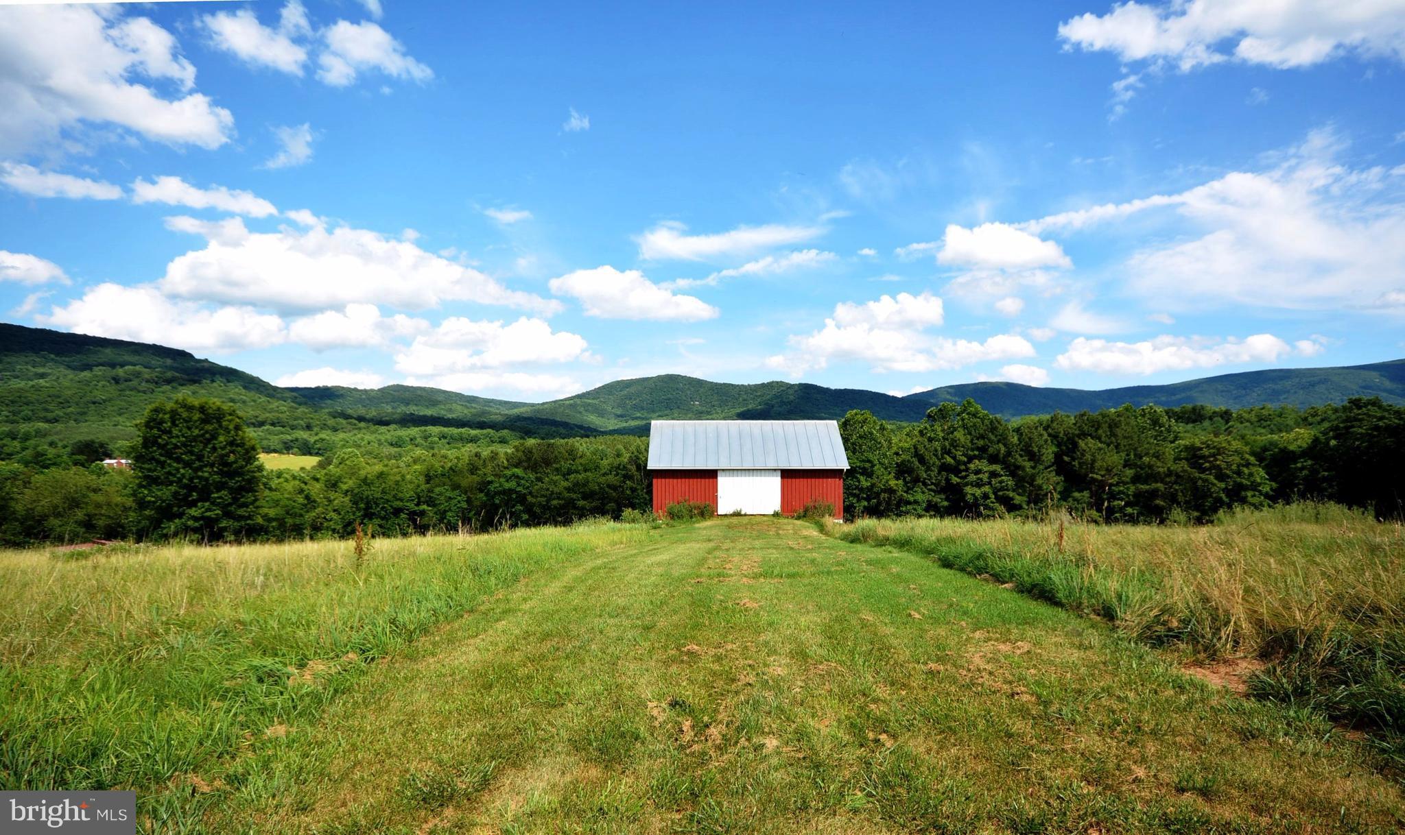 BUCK MOUNTAIN VIEW - Residential