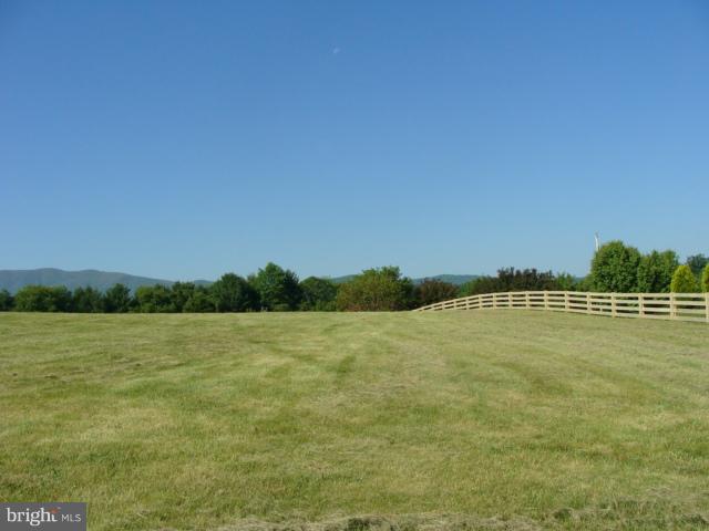 BUCK MOUNTAIN VIEW - Residential
