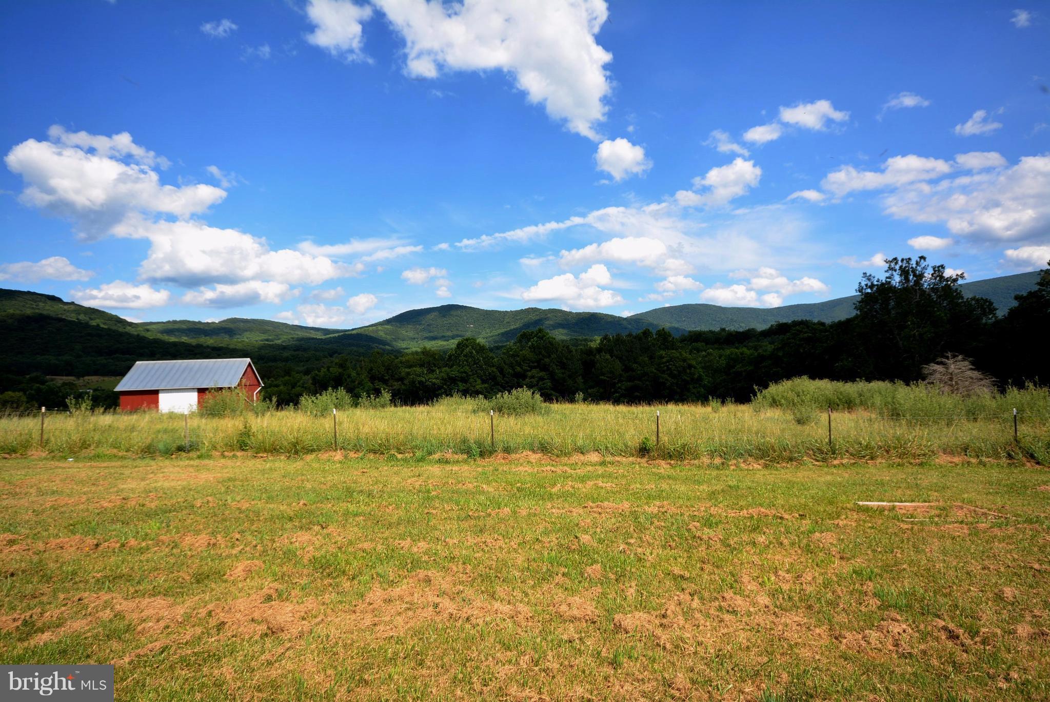 BUCK MOUNTAIN VIEW - Residential