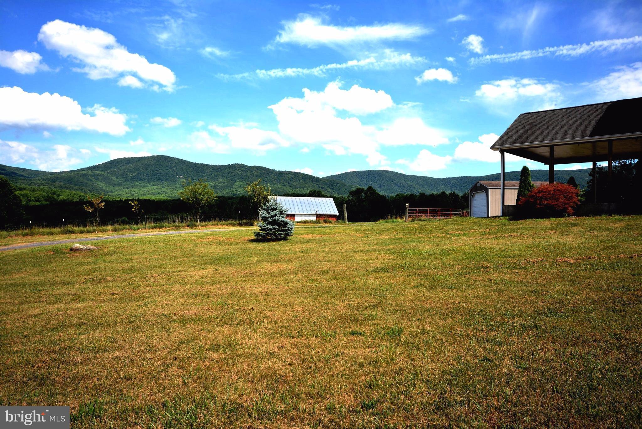 BUCK MOUNTAIN VIEW - Residential