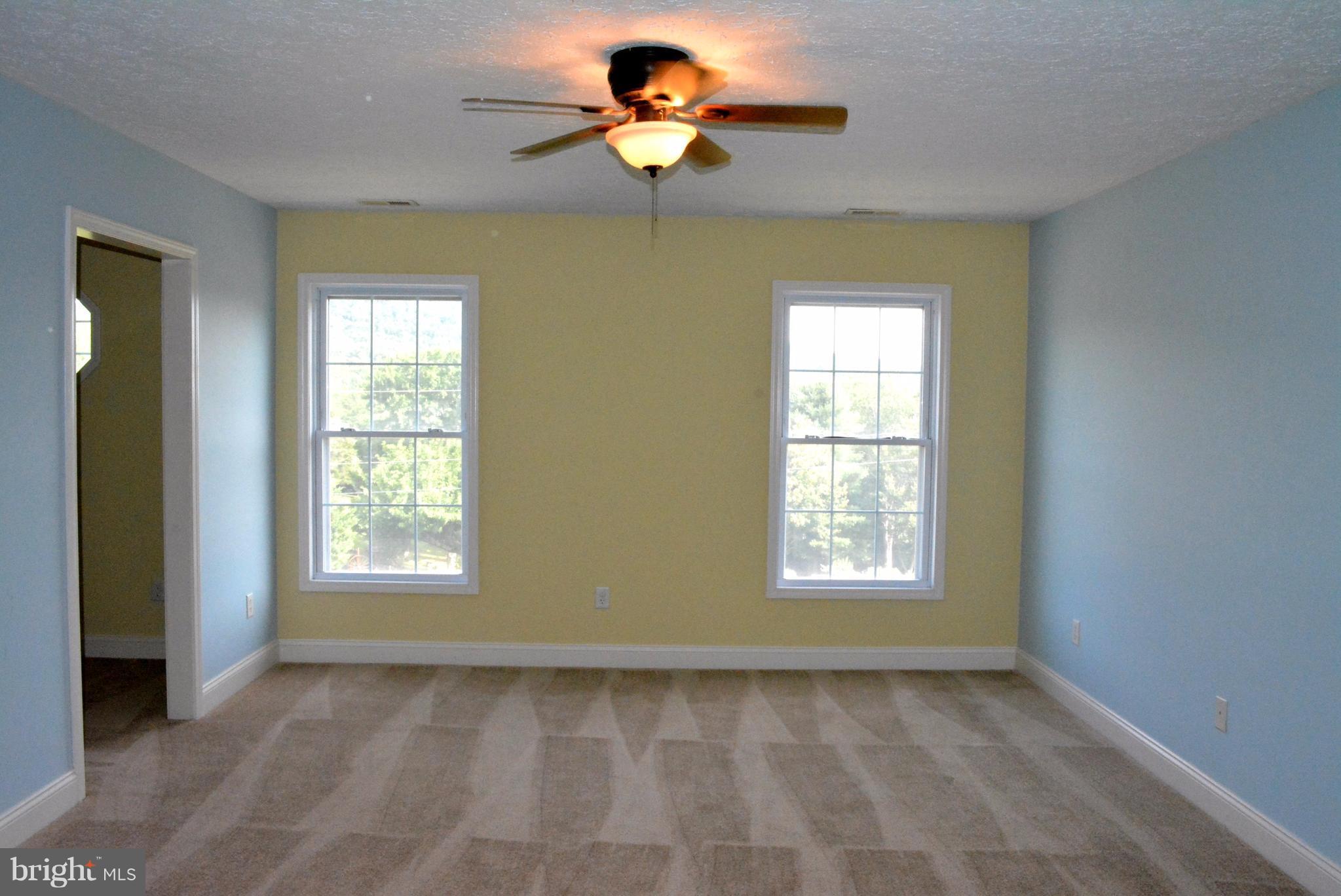 BUCK MOUNTAIN VIEW - Residential