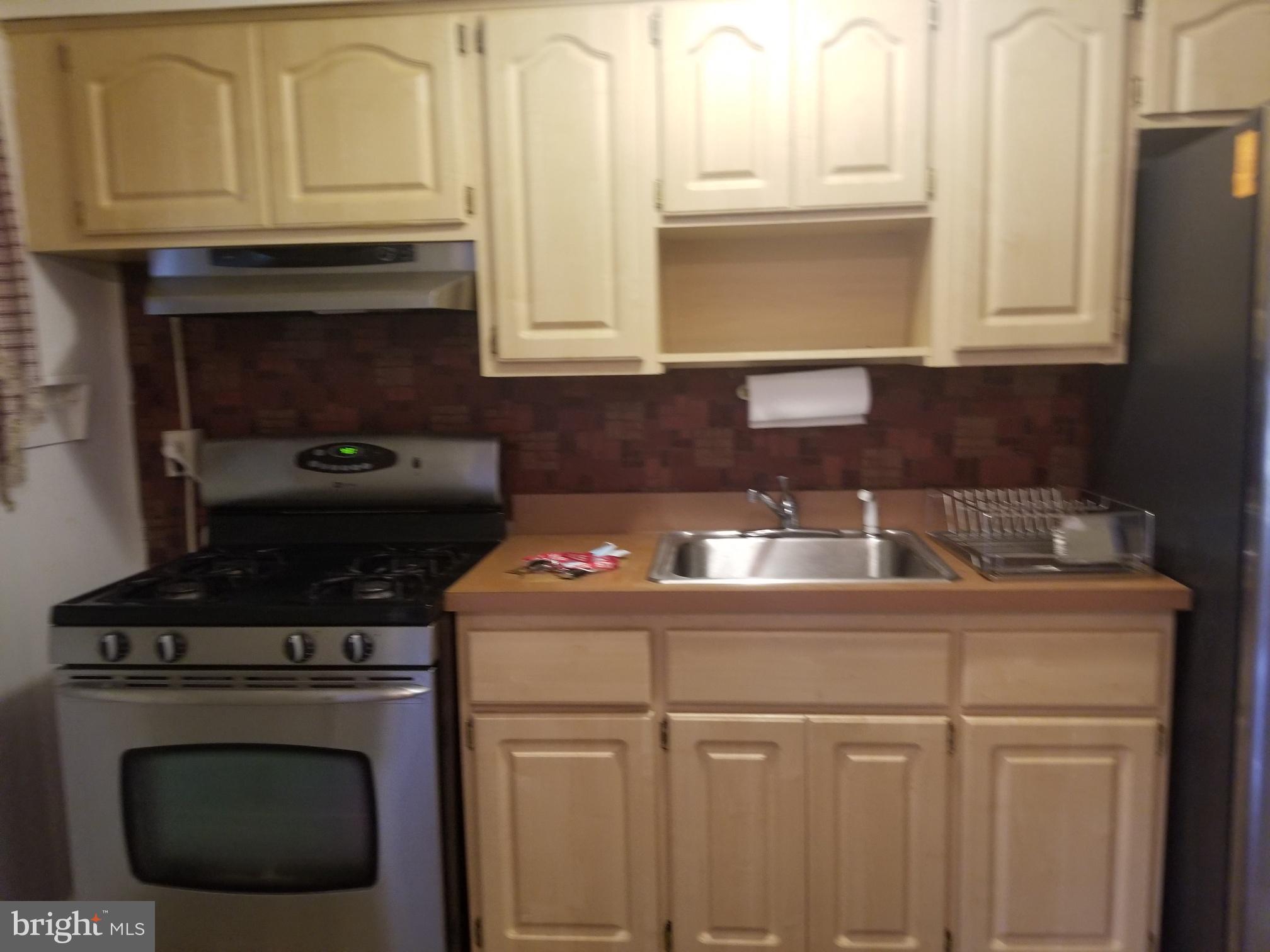 EAST BALTIMORE MIDWAY - Residential