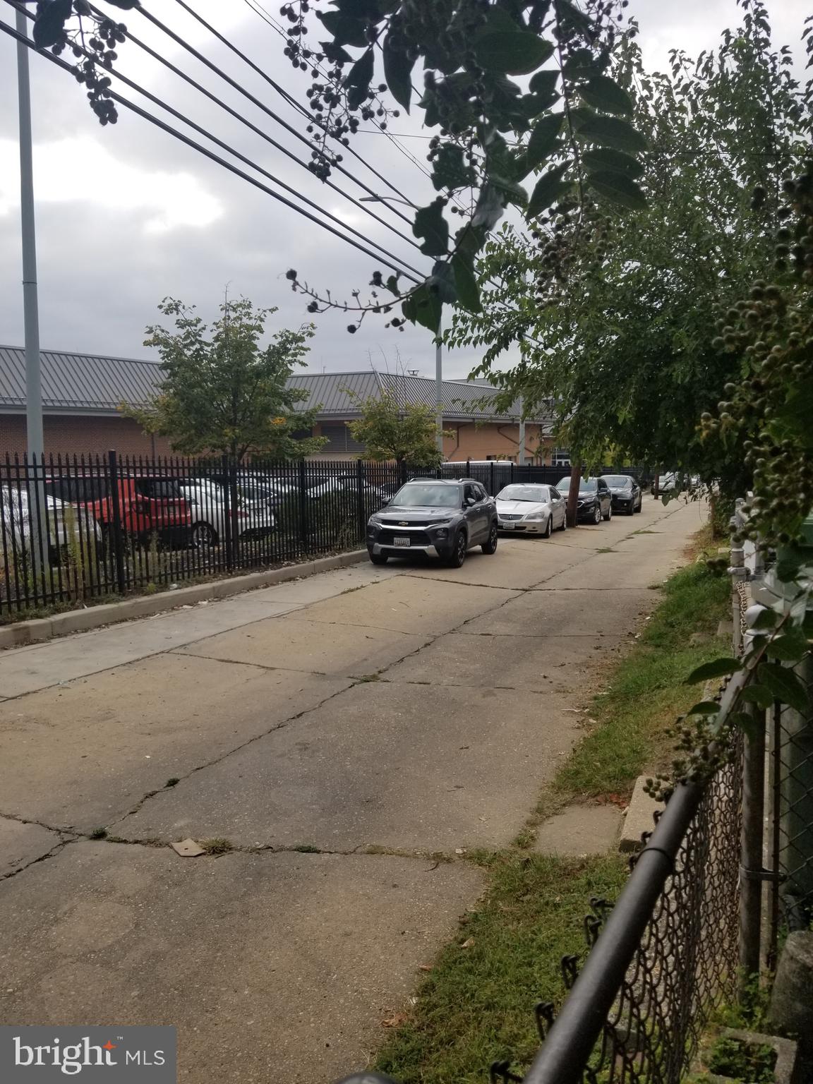 EAST BALTIMORE MIDWAY - Residential