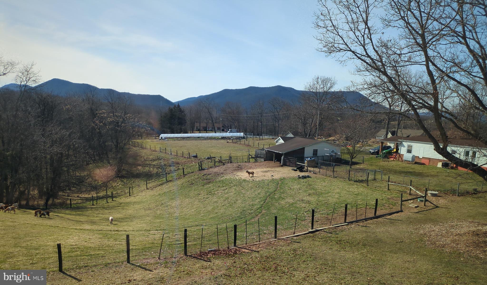HIGH POINT - Residential