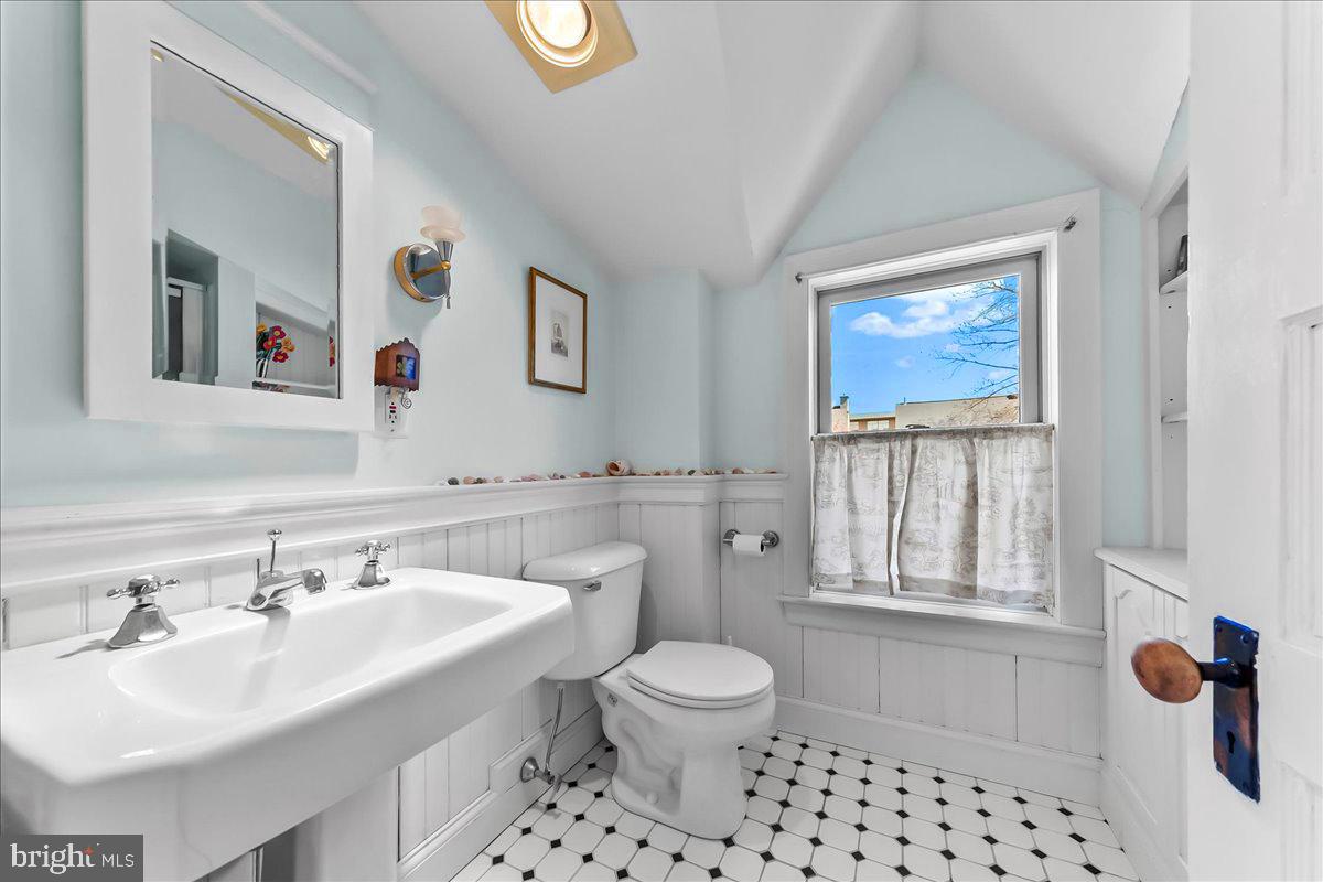 NARBERTH - Residential