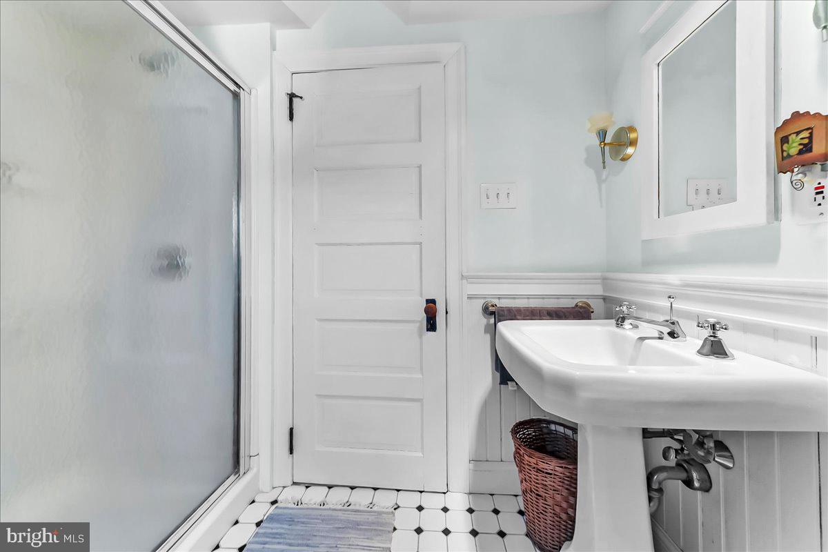 NARBERTH - Residential