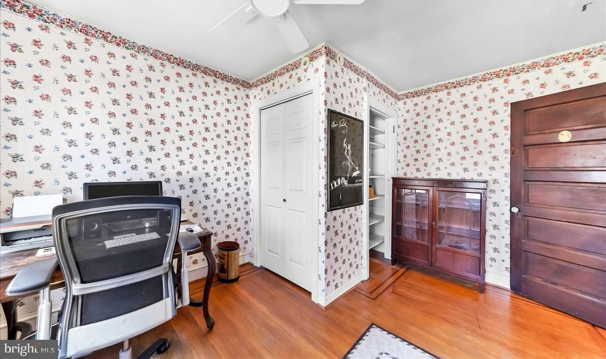 NARBERTH - Residential