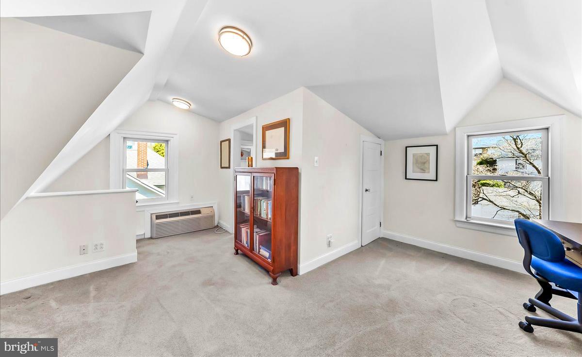 NARBERTH - Residential